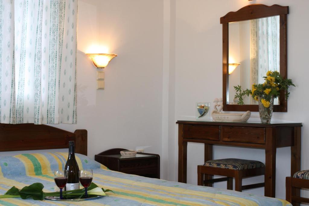 Mina'S Studios In Naxos Island Agios Prokopios  Bagian luar foto