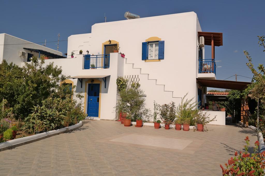 Mina'S Studios In Naxos Island Agios Prokopios  Bagian luar foto